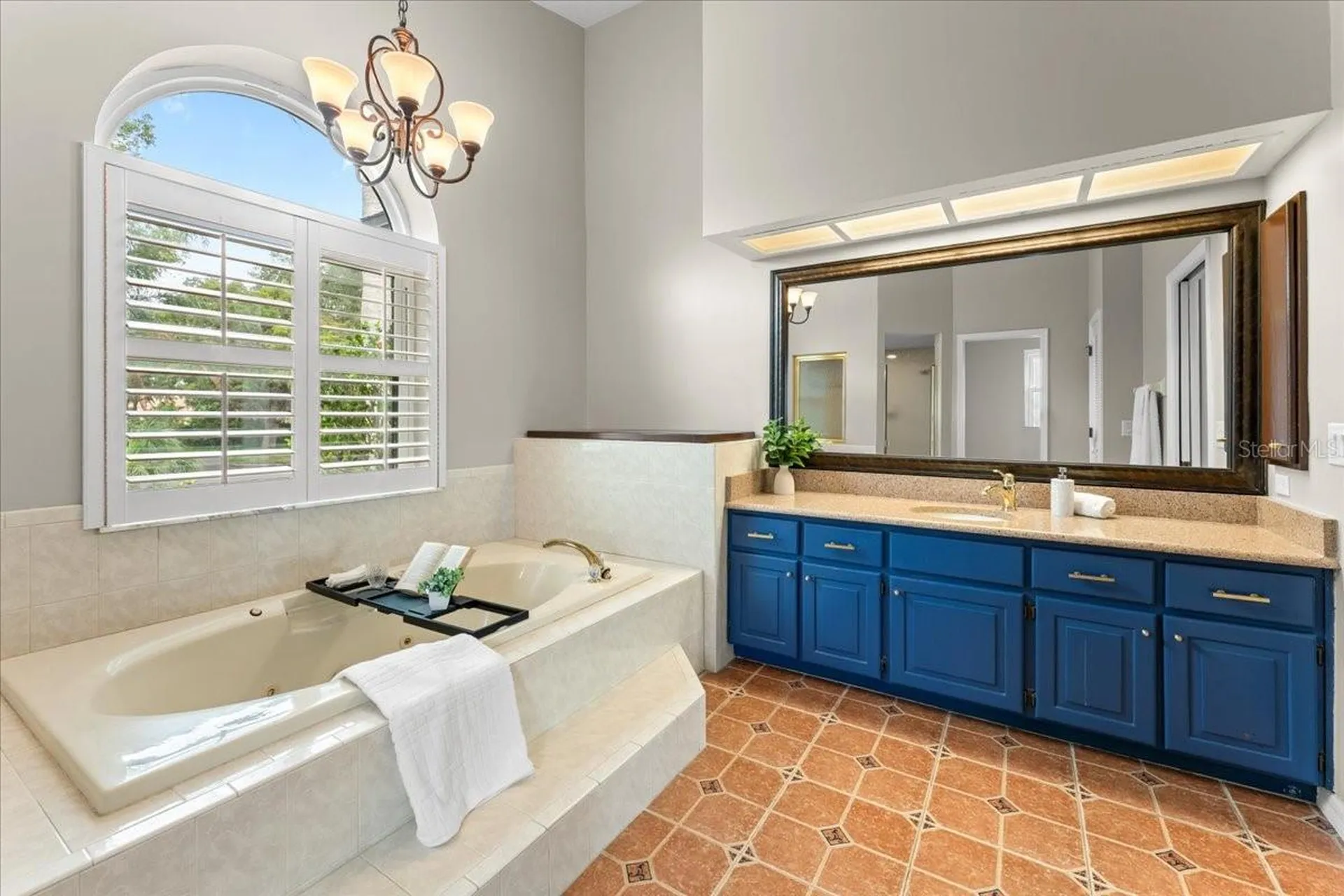 1589 Mary Lane Tarpon Springs FL 34689