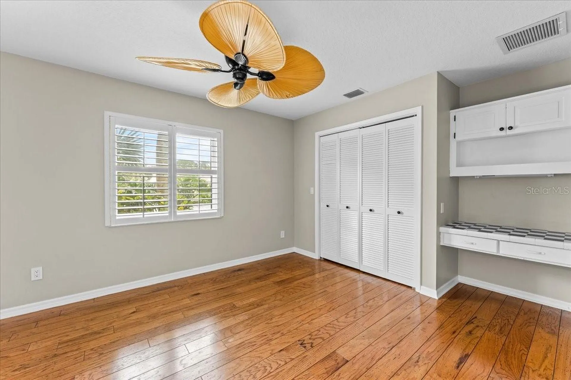 1589 Mary Lane Tarpon Springs FL 34689