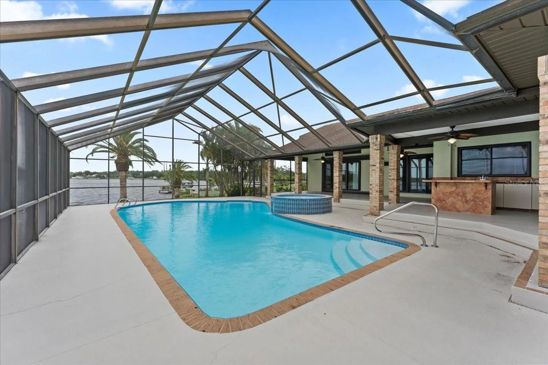 1589 Mary Lane Tarpon Springs FL 34689