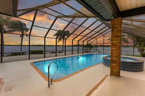 1589 Mary Lane Tarpon Springs FL 34689