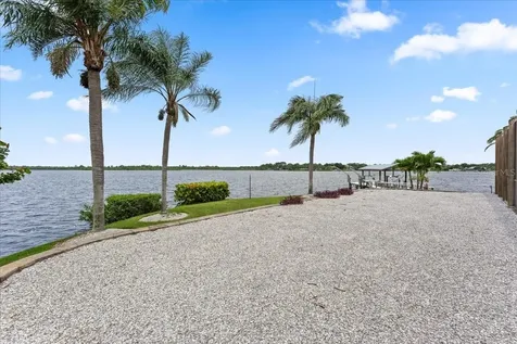 1589 Mary Lane Tarpon Springs FL 34689