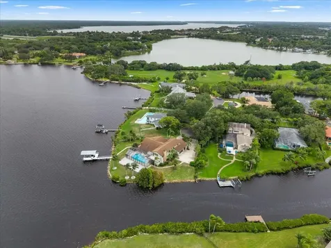 1589 Mary Lane Tarpon Springs FL 34689