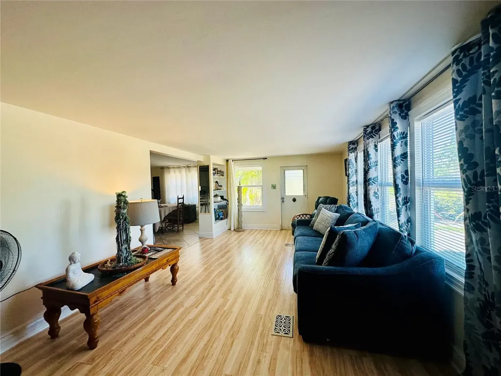 147 Maui Drive Palmetto FL 34221