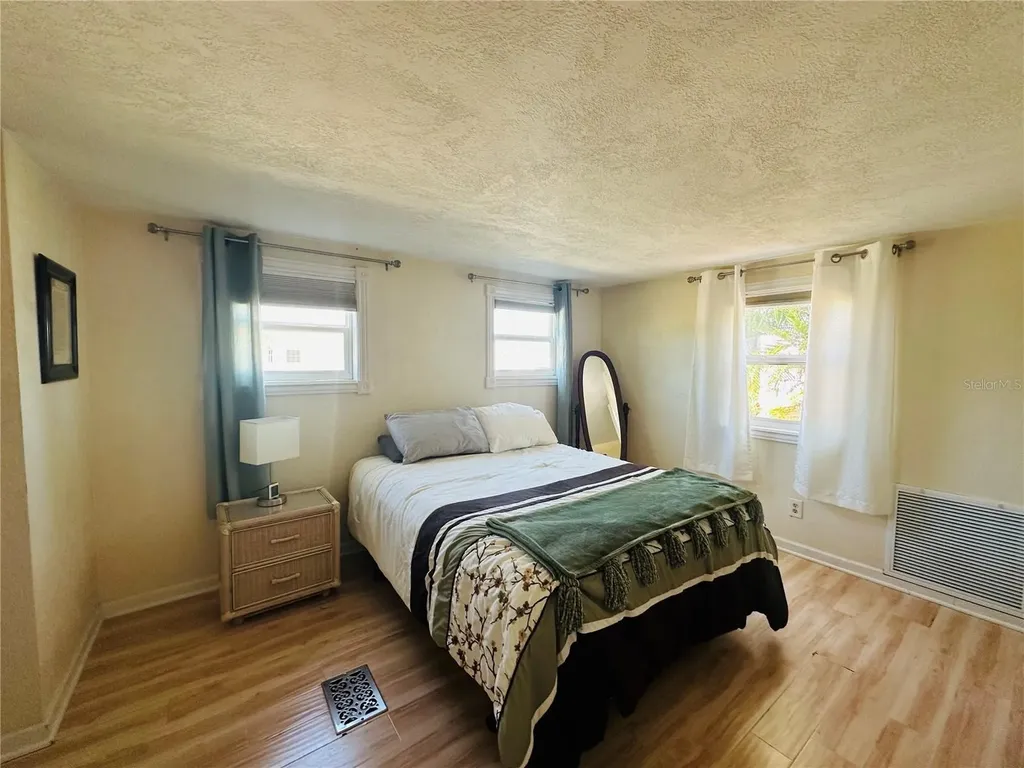 147 Maui Drive Palmetto FL 34221