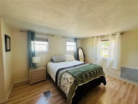 147 Maui Drive Palmetto FL 34221