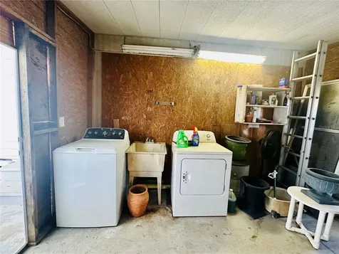 147 Maui Drive Palmetto FL 34221