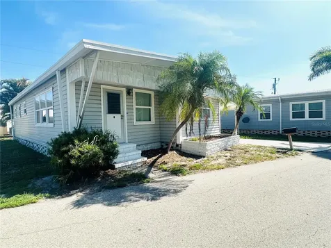 147 Maui Drive Palmetto FL 34221
