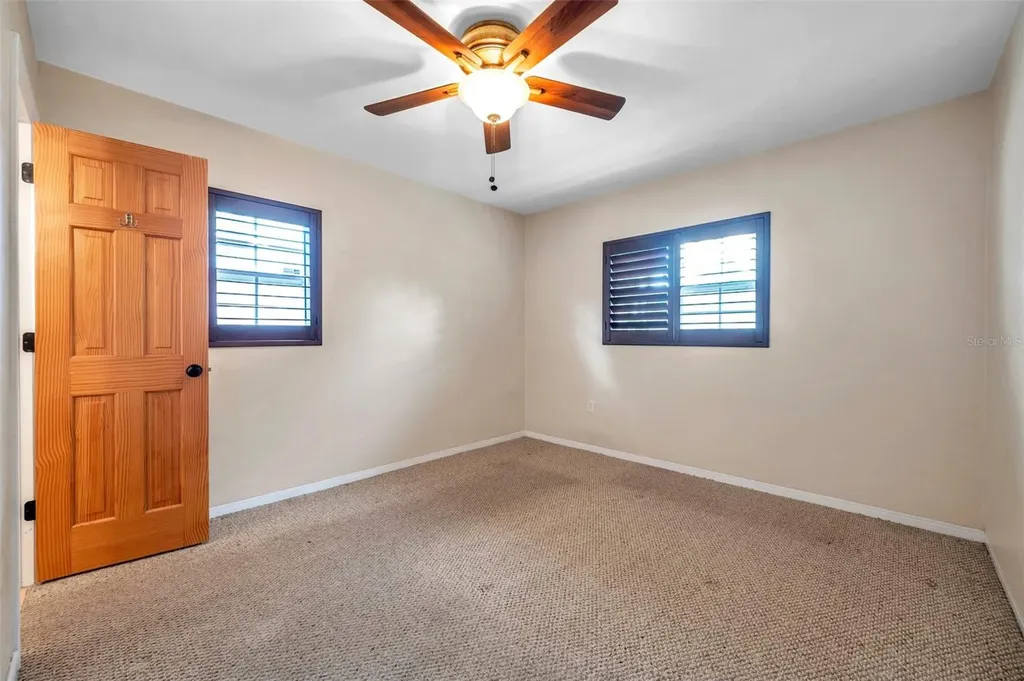 7555 19th Avenue N St Petersburg FL 33710