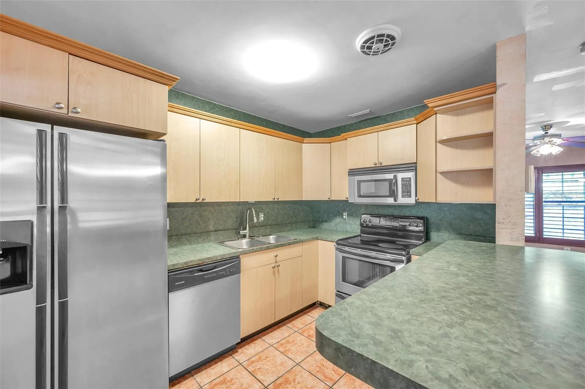 7555 19th Avenue N St Petersburg FL 33710