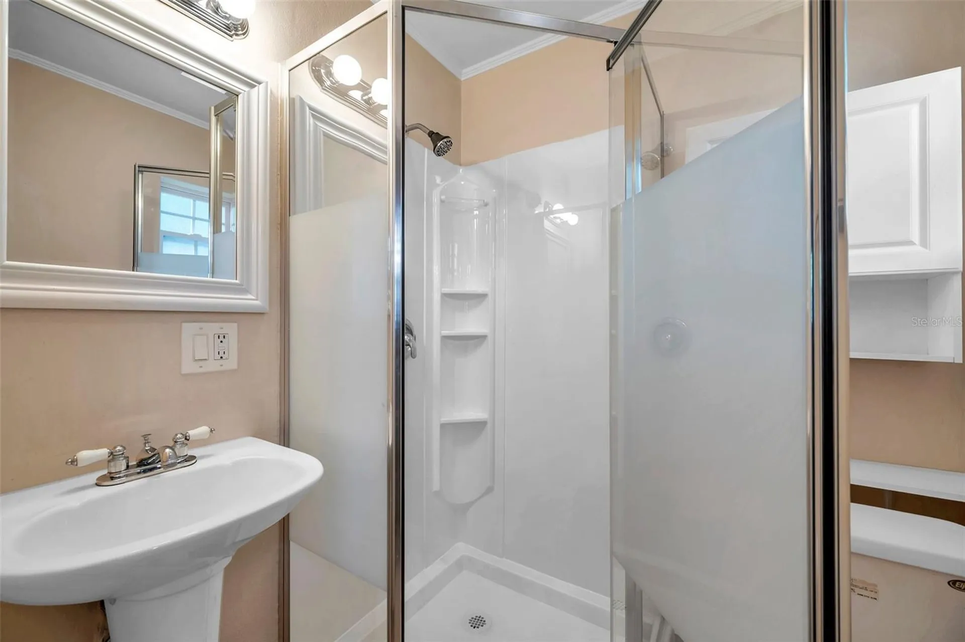 7555 19th Avenue N St Petersburg FL 33710