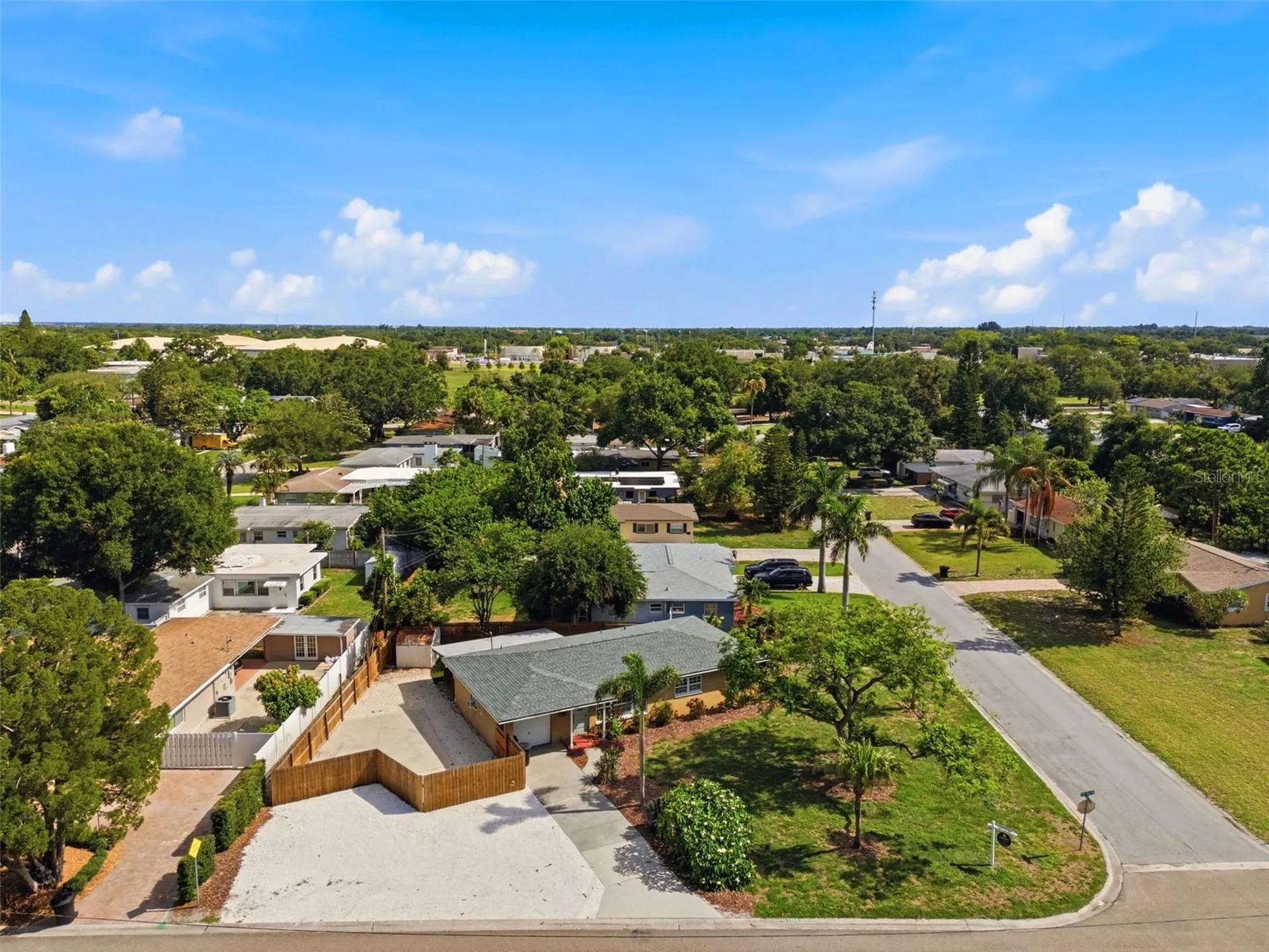 7555 19th Avenue N St Petersburg FL 33710