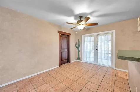 7555 19th Avenue N St Petersburg FL 33710