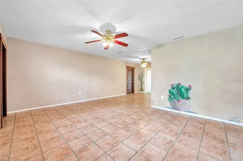 7555 19th Avenue N St Petersburg FL 33710