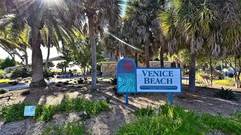621 Alhambra Road Venice FL 34285
