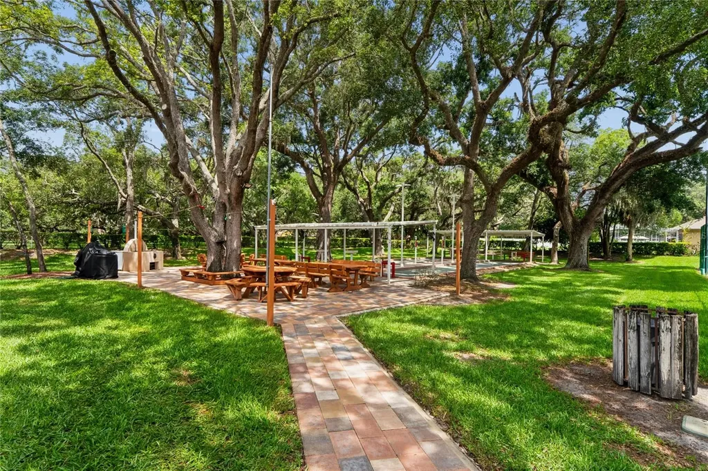 18915 Bascomb Lane Hudson FL 34667
