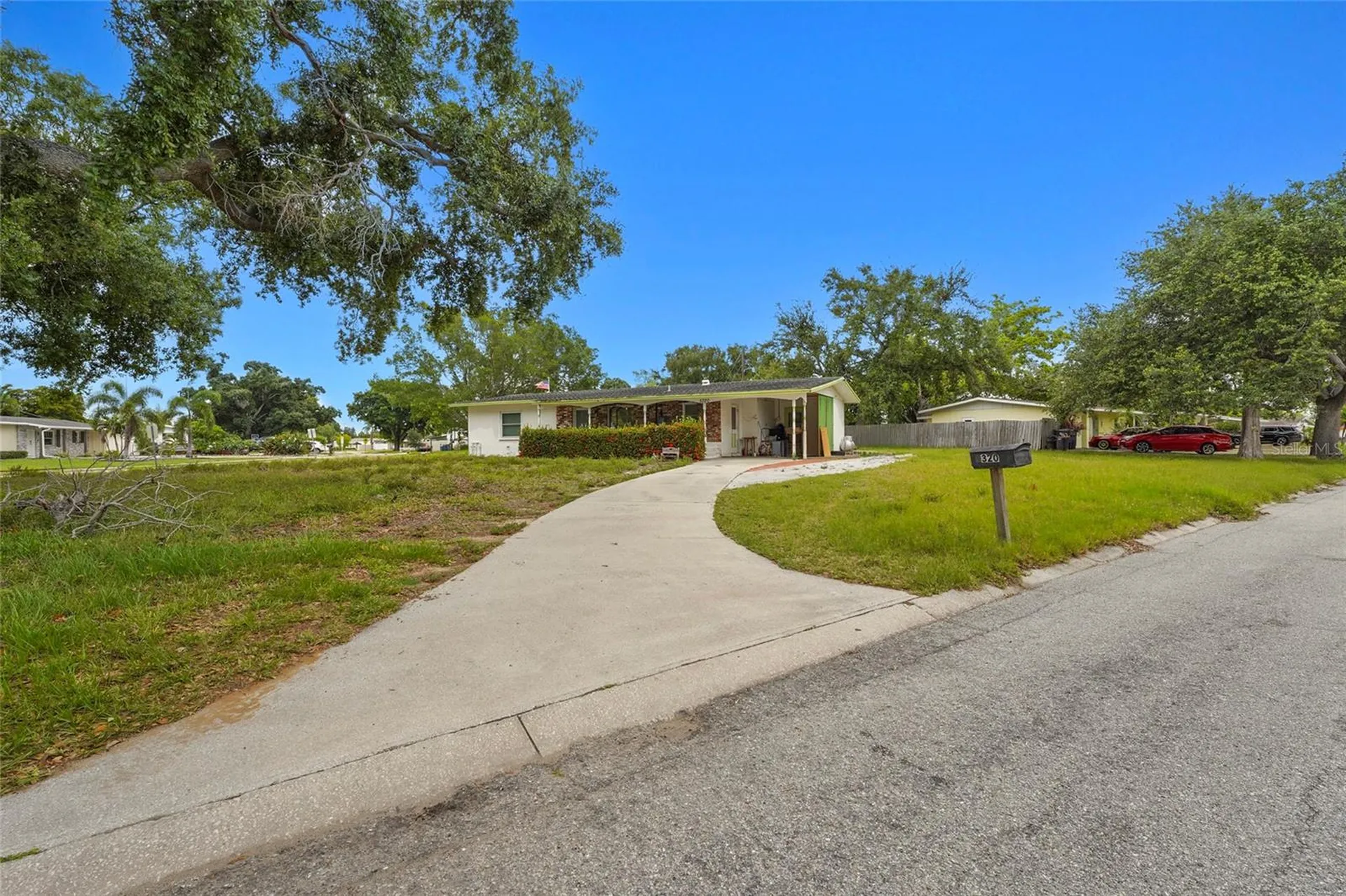 5320 41st Avenue W Bradenton FL 34209
