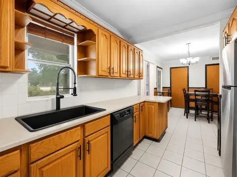 5320 41st Avenue W Bradenton FL 34209