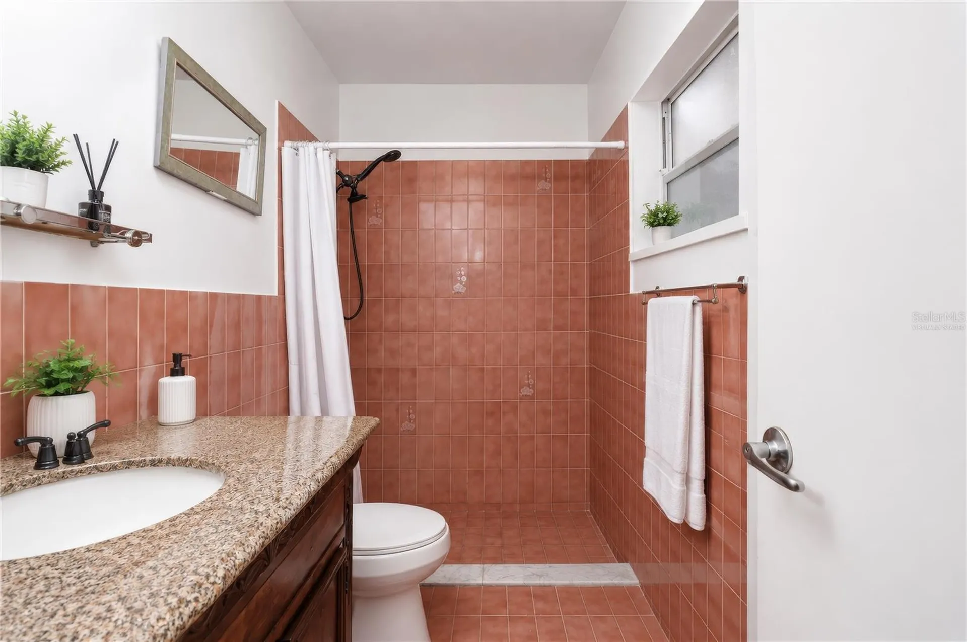 3121 N 72nd Way Hollywood FL 33024