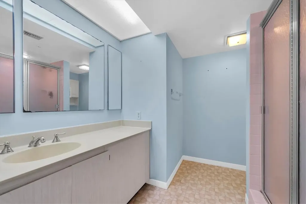 1480 Gulf Boulevard Clearwater Beach FL 33767