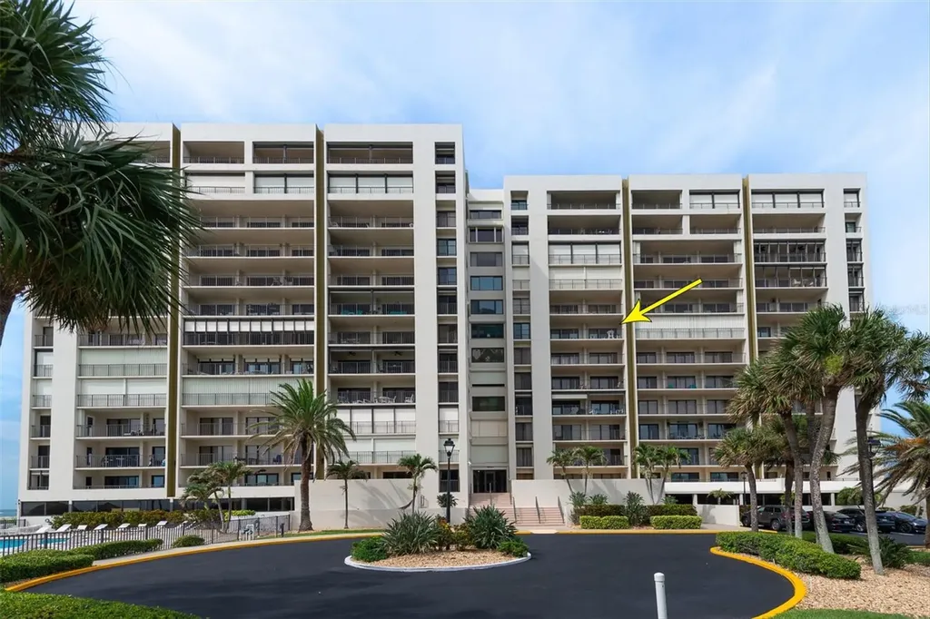 1480 Gulf Boulevard Clearwater Beach FL 33767