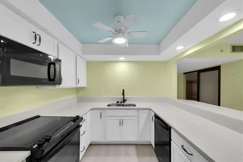 1480 Gulf Boulevard Clearwater Beach FL 33767