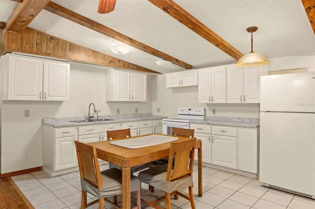 3909 S Cedar Terrace Homosassa FL 34448