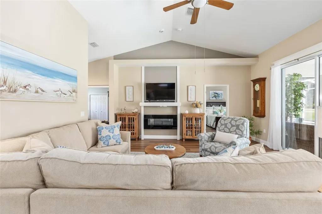 19639 SW 77th Loop Dunnellon FL 34432