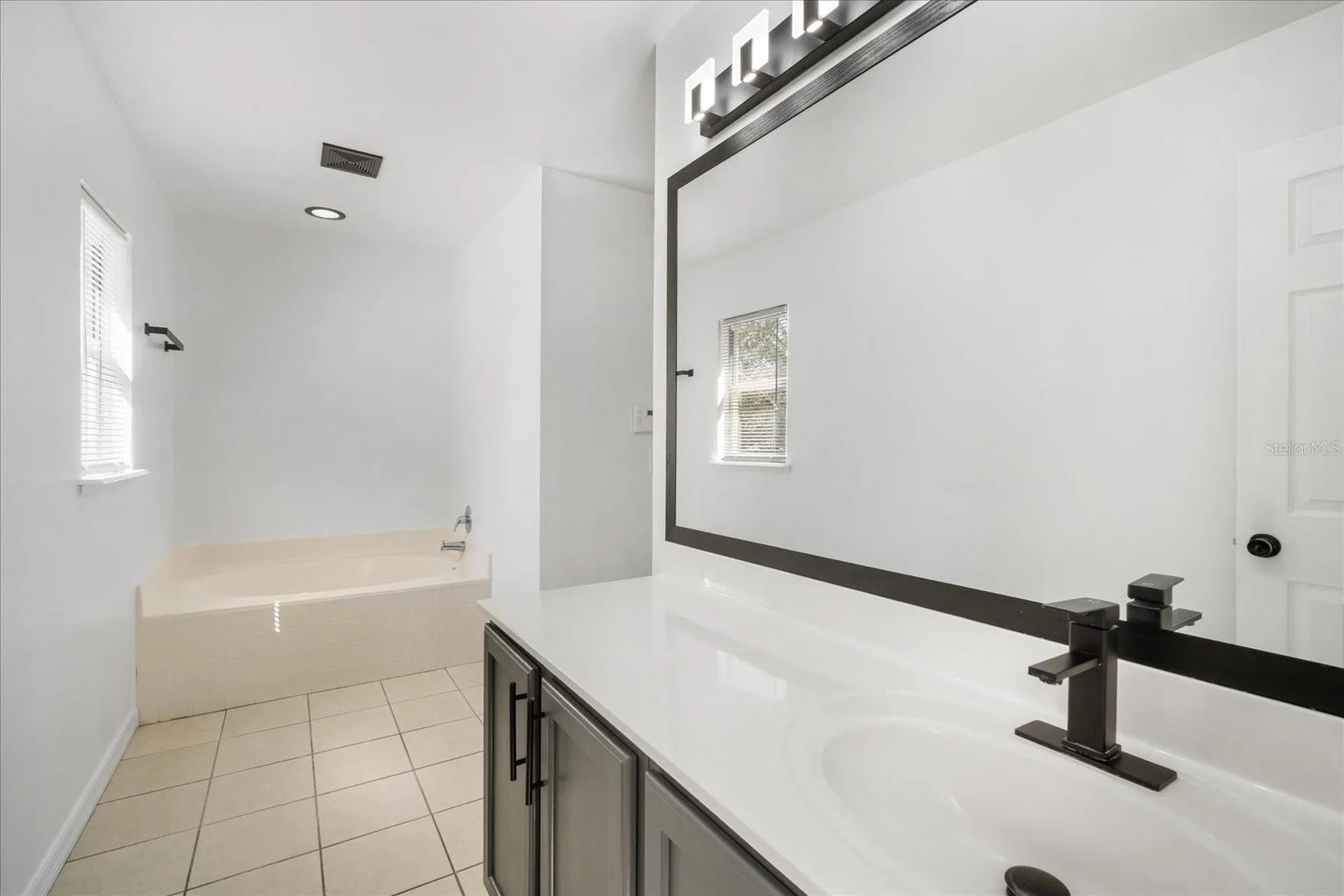 13018 Waterbourne Drive Gibsonton FL 33534
