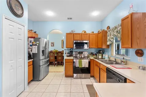 323 Alegriano Court Kissimmee FL 34758