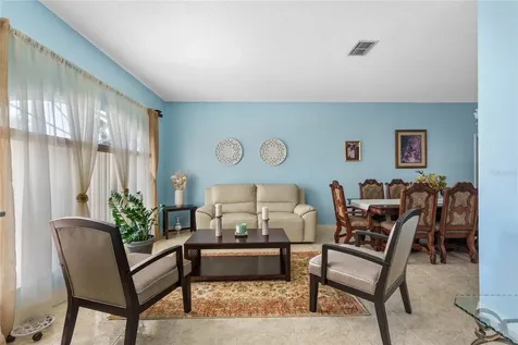 323 Alegriano Court Kissimmee FL 34758