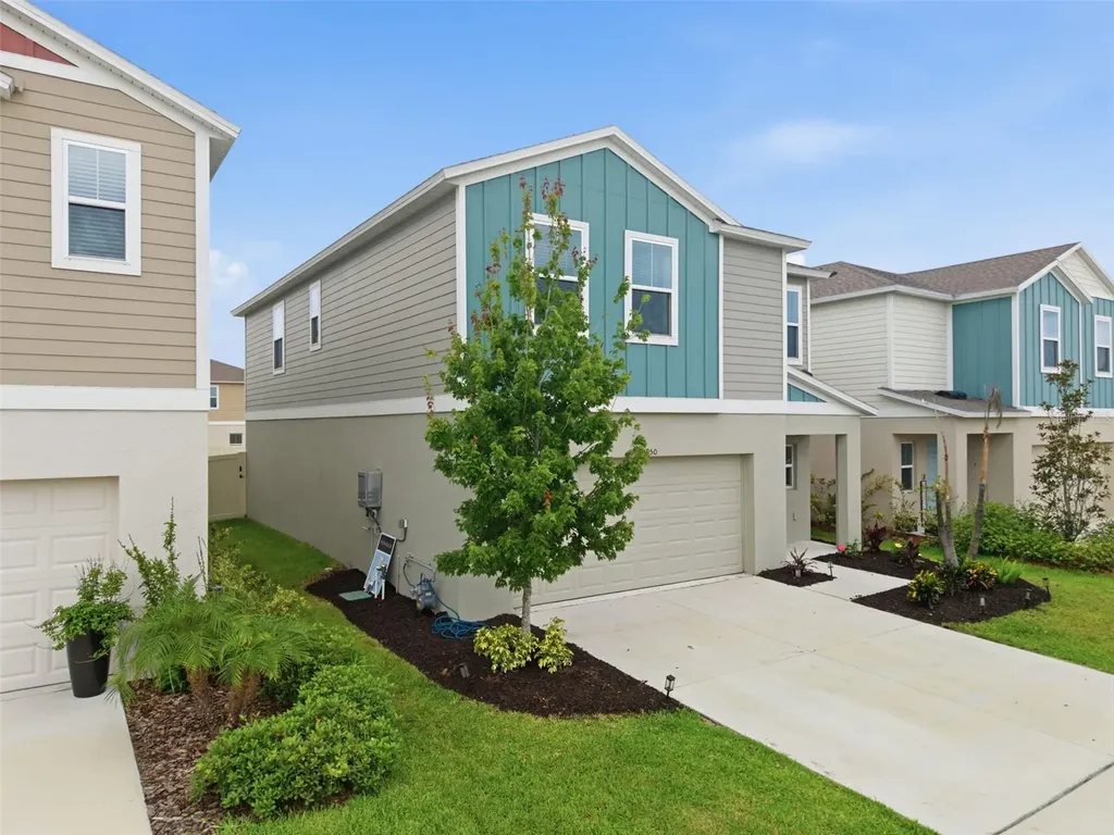 12950 Pasture Woods Place Lithia FL 33547