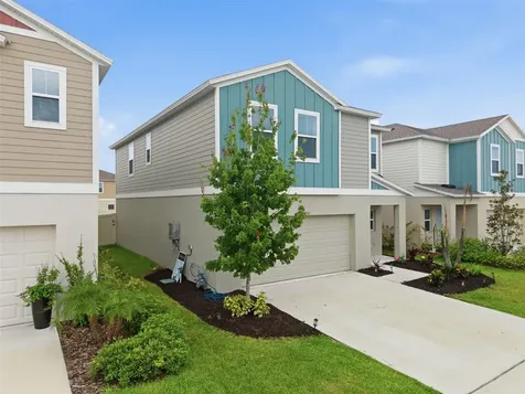12950 Pasture Woods Place Lithia FL 33547