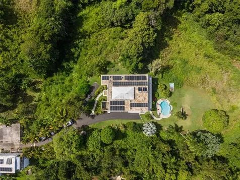 Villa De Suenos Sector Korea Rincon PR 00677