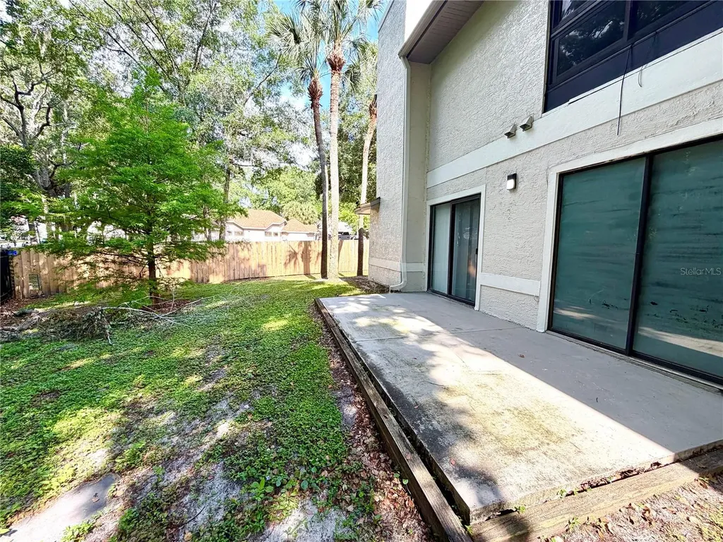 564 Breckenridge Village Altamonte Springs FL 32714