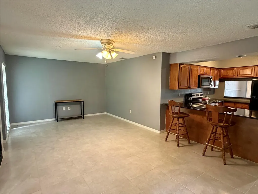 564 Breckenridge Village Altamonte Springs FL 32714
