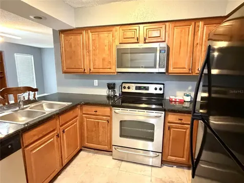 564 Breckenridge Village Altamonte Springs FL 32714
