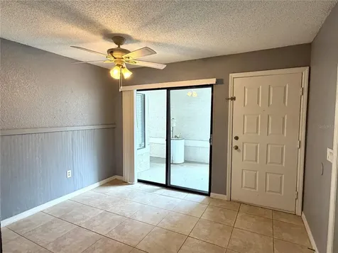 564 Breckenridge Village Altamonte Springs FL 32714