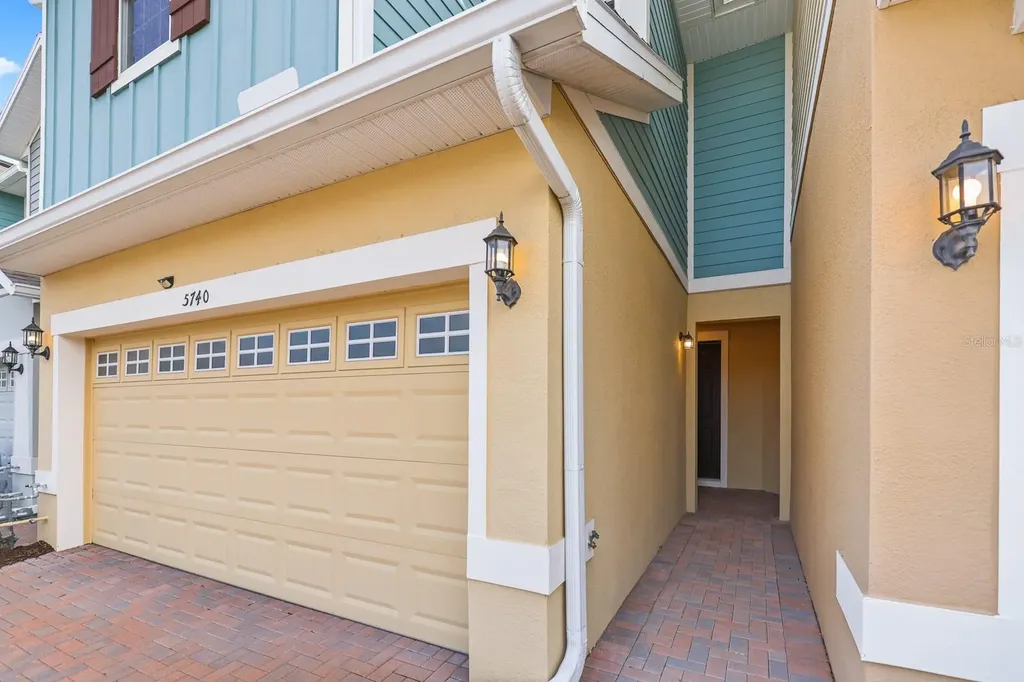 5740 Spotted Harrier Way Lithia FL 33547