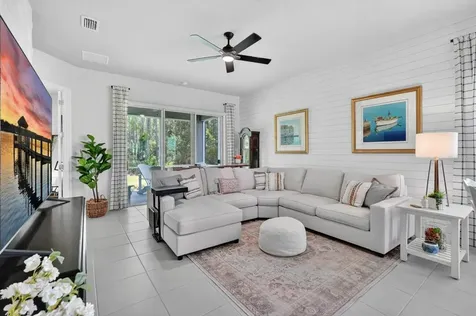 17 Newhaven Lane Ormond Beach FL 32174