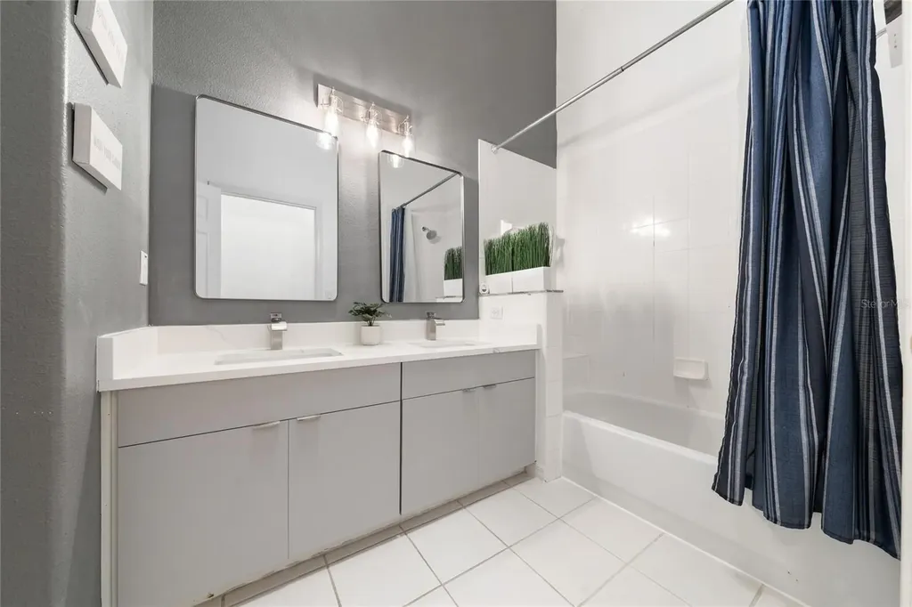 10966 Eliotti Street Orlando FL 32832