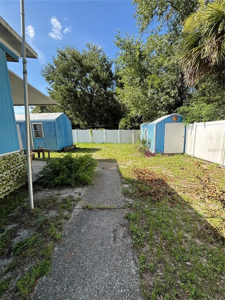6885 NE 5th Street Ocala FL 34470