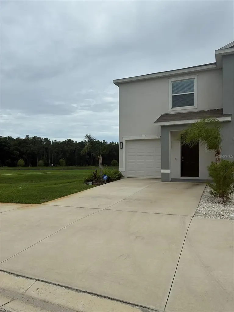 1550 Ranchette Road Wesley Chapel FL 33543