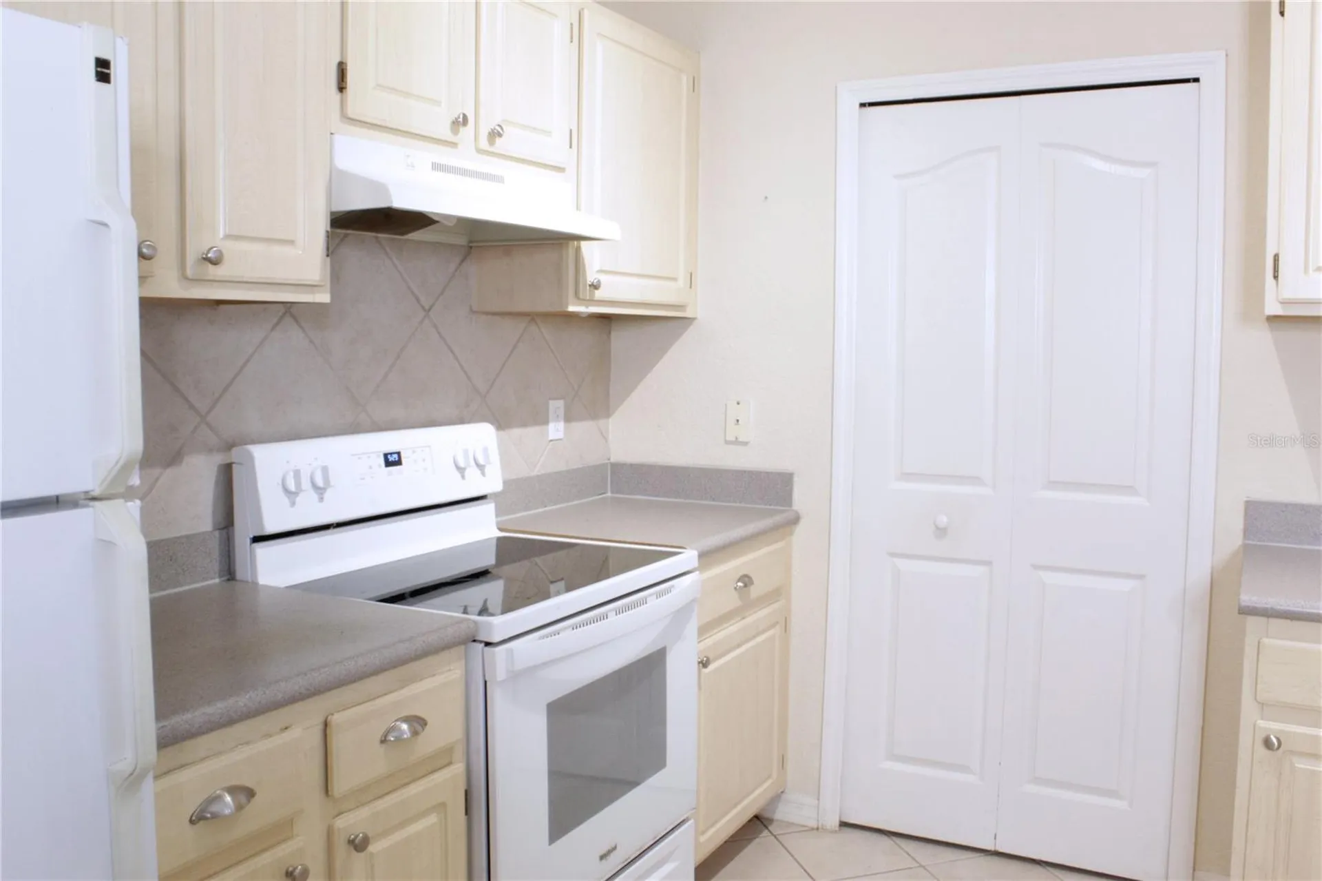 8925 Legacy Court Kissimmee FL 34747