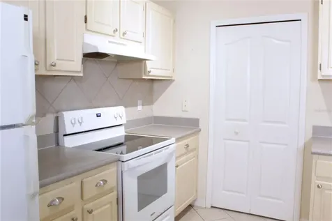 8925 Legacy Court Kissimmee FL 34747