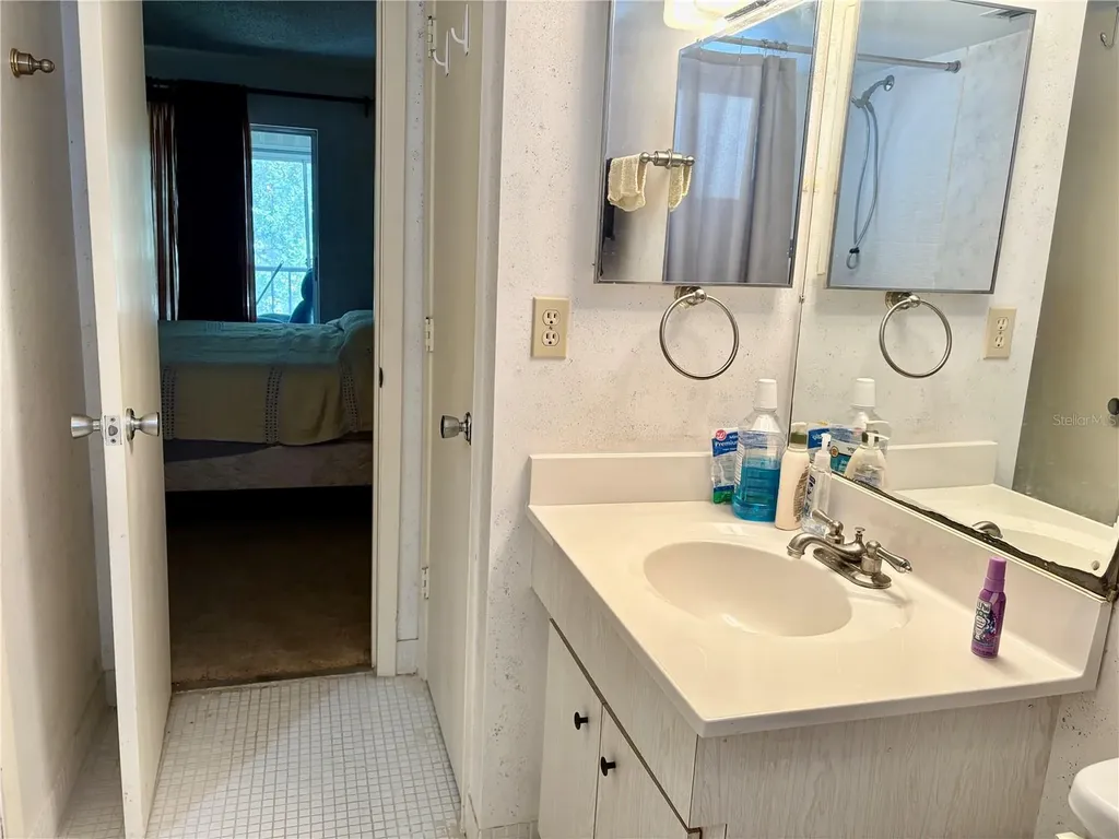 1310 Glen Oaks Drive E Sarasota FL 34232