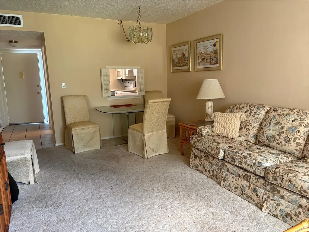 1310 Glen Oaks Drive E Sarasota FL 34232