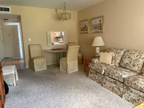 1310 Glen Oaks Drive E Sarasota FL 34232