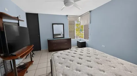 M5 River Gardens, Principal Canovanas PR 00729