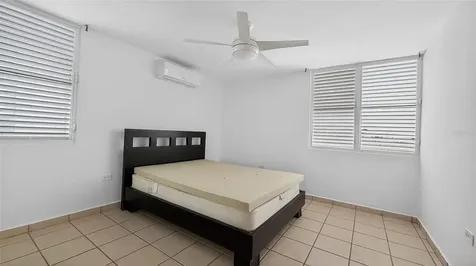 M5 River Gardens, Principal Canovanas PR 00729