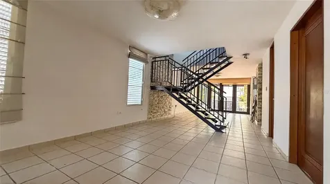 M5 River Gardens, Principal Canovanas PR 00729